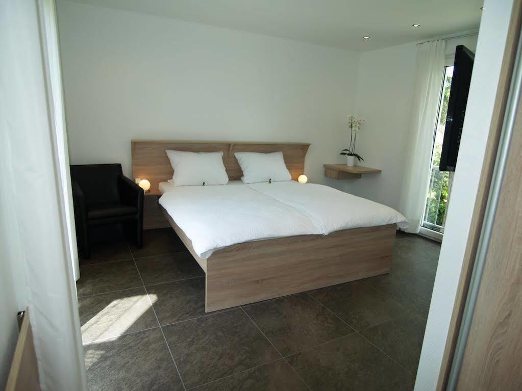 Alte Stadtmauer - Apartment سينشيم المظهر الخارجي الصورة